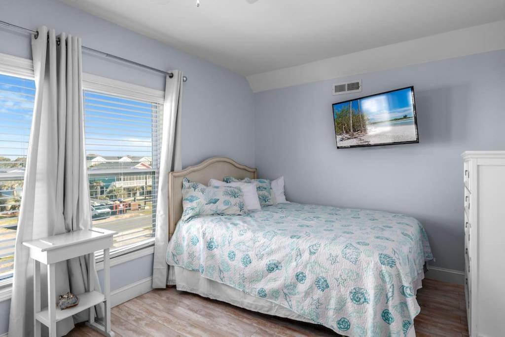 Villa Pool Haven Ocean View Oak Island Exterior foto